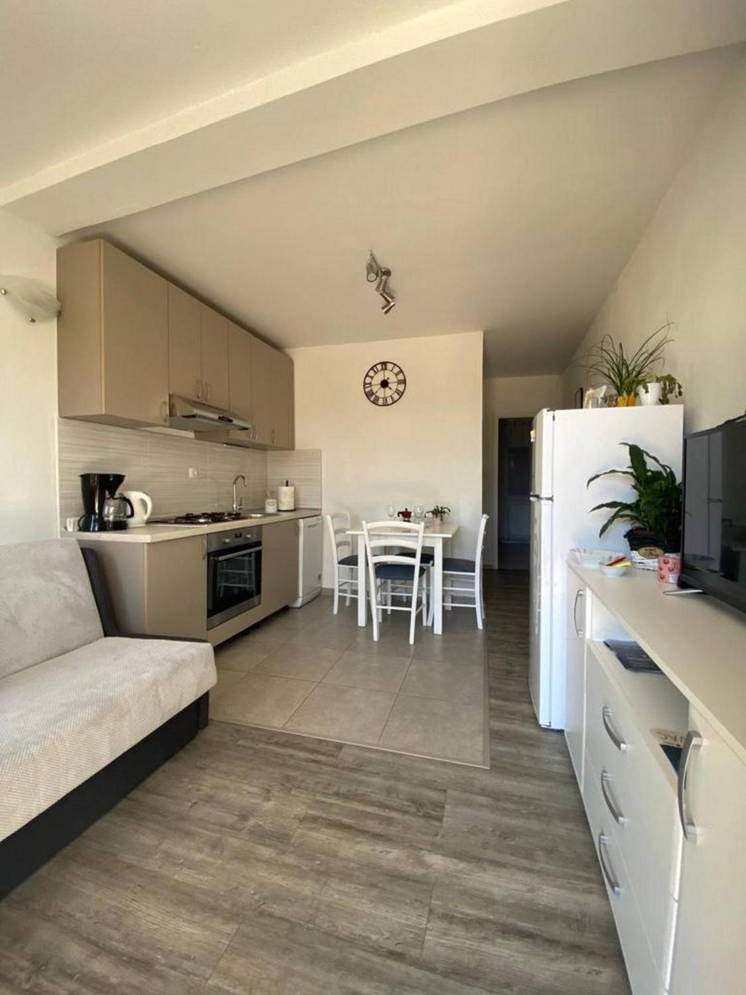 Rural Apartment Ante Drniš Exterior foto